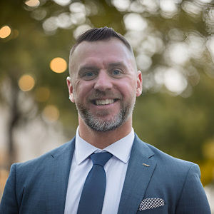 Meet your Posher, Chris